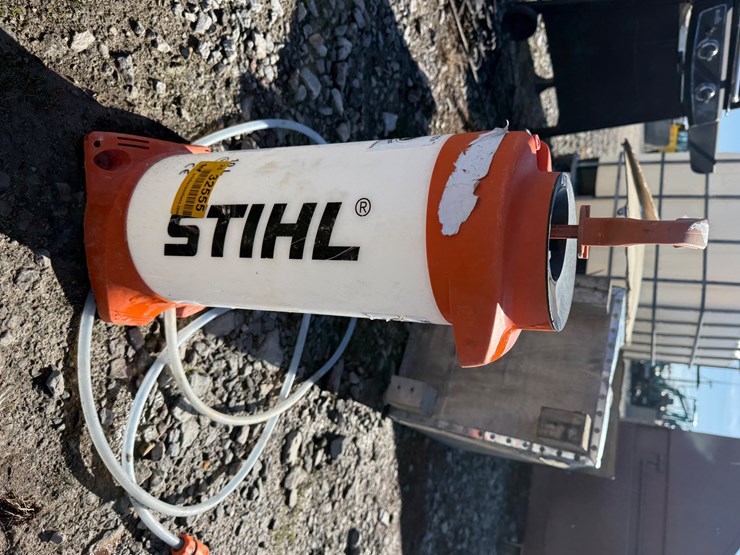 #32555-•-stihl-10l-spray-jug-inv#-32555-image-2