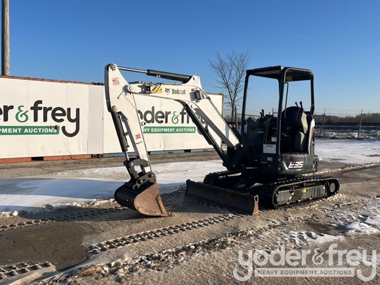 2021-bobcat-e35-image-2