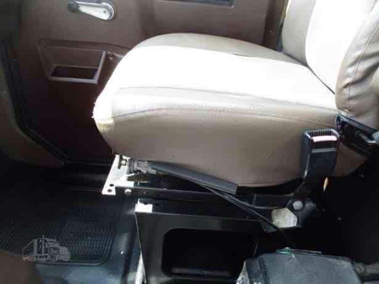 1984-international-s1900-image-32