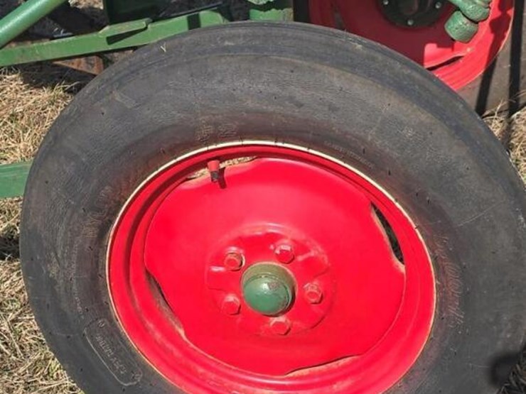 1957-oliver-super-44-image-2