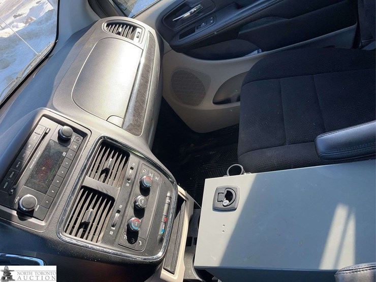 2012-ram-c/v-image-11