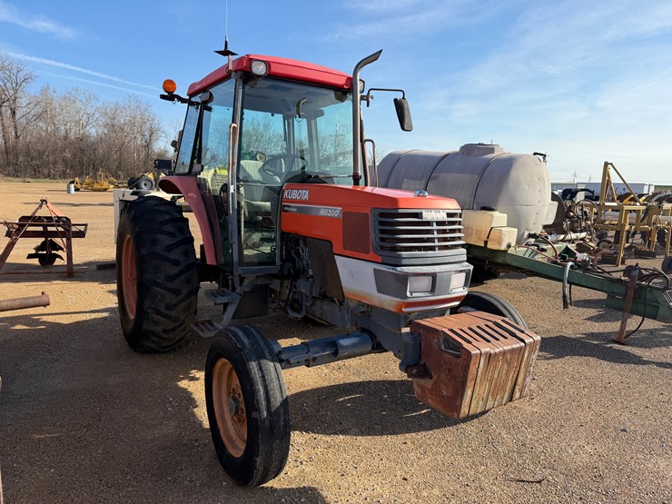 kubota-m8200-image-5