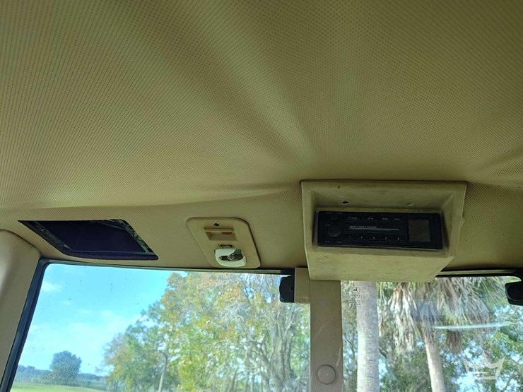 1998-john-deere-6410-image-19