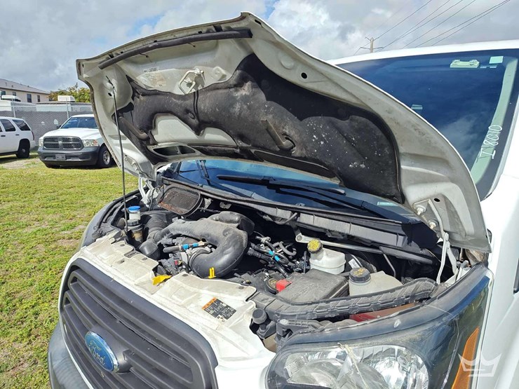 2018-ford-transit-image-33