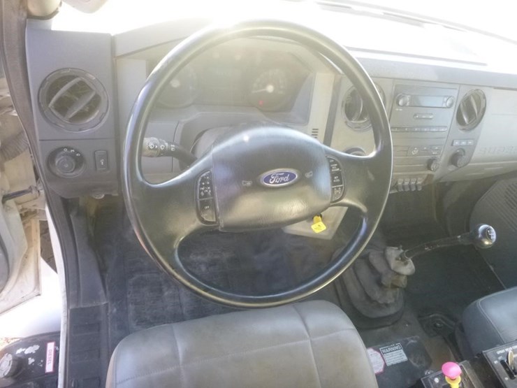 2015-ford-f750-image-15