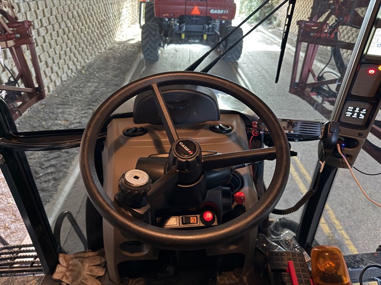 2019-case-ih-patriot-2250-image-35