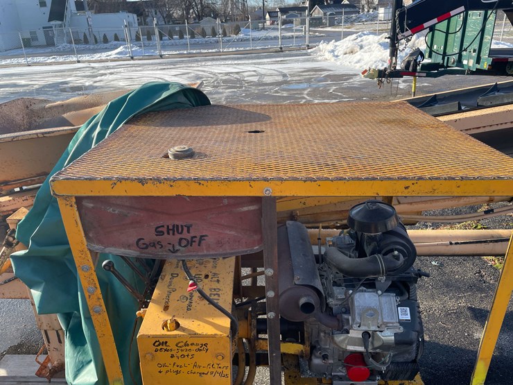 #2251-•-portable-conveyer-lift-image-40