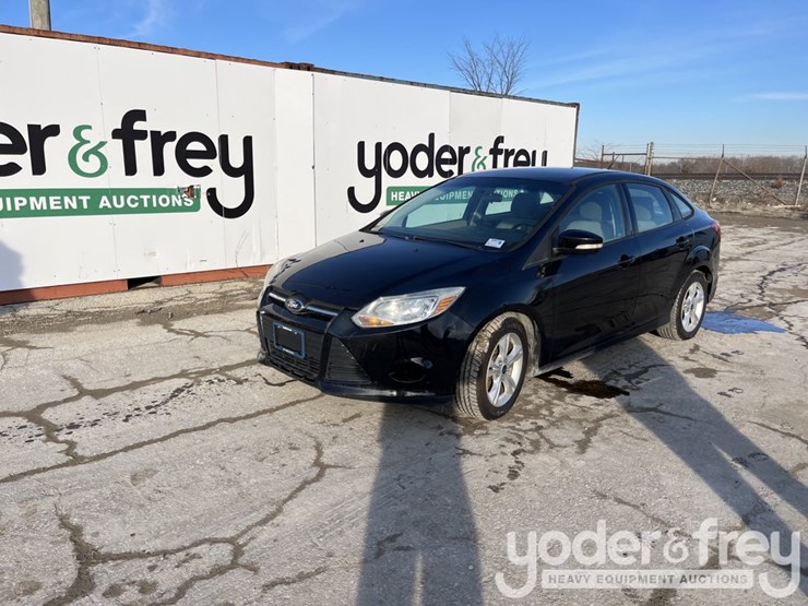 2014-ford-focus-image-1