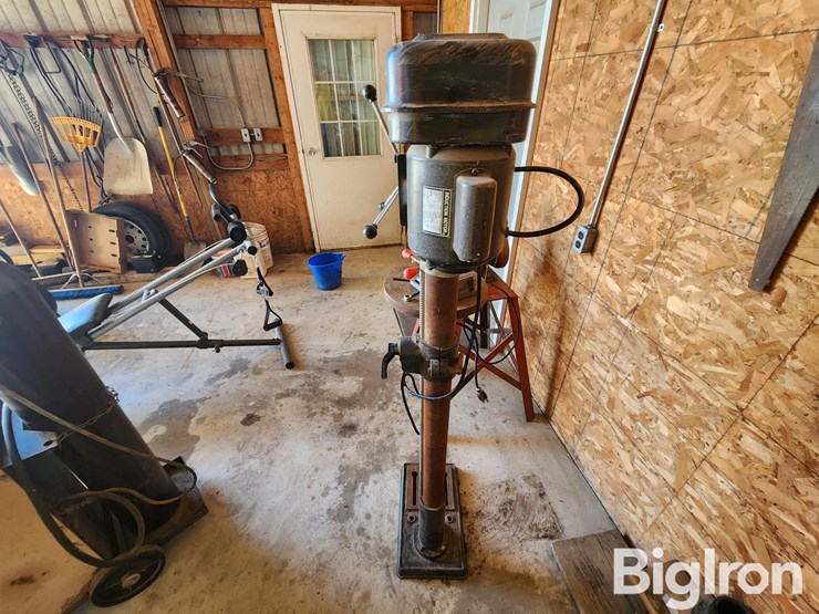 1994-16-speed-floor-drill-press-image-8