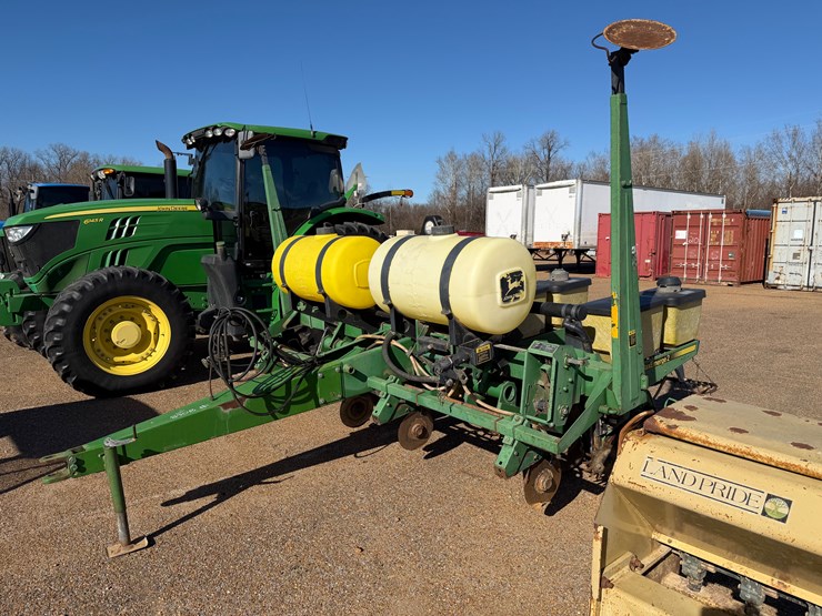 john-deere-7200-image-8