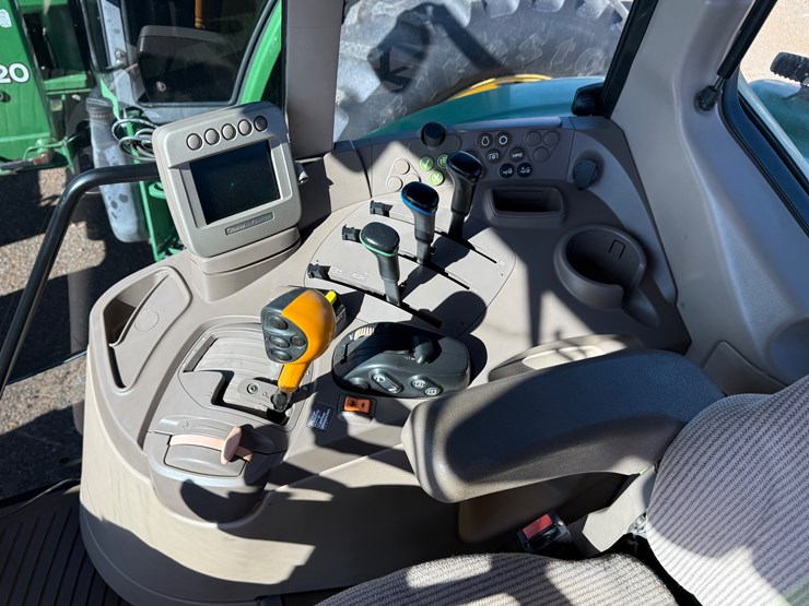 john-deere-6430-premium-image-30