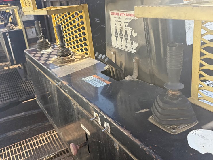 2012-international-durastar-4400-image-61