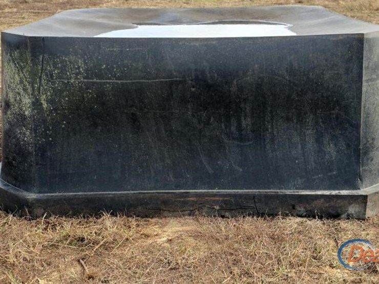 8x8-plastic-square-tub-image-4