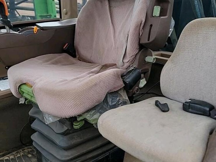 john-deere-4720-image-22