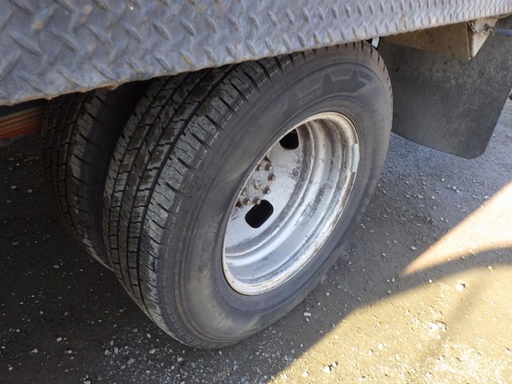 2012-ford-f350-image-13