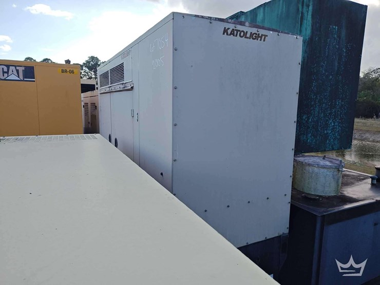 2005-katolight-vsd60fgj4-60kw-standby-generator-image-2
