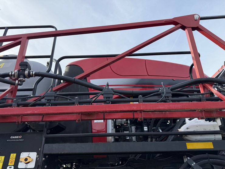 2019-case-ih-patriot-2250-image-18