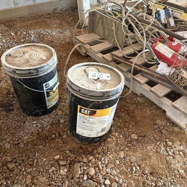 Full & Partial Cat Hydraulic Oil