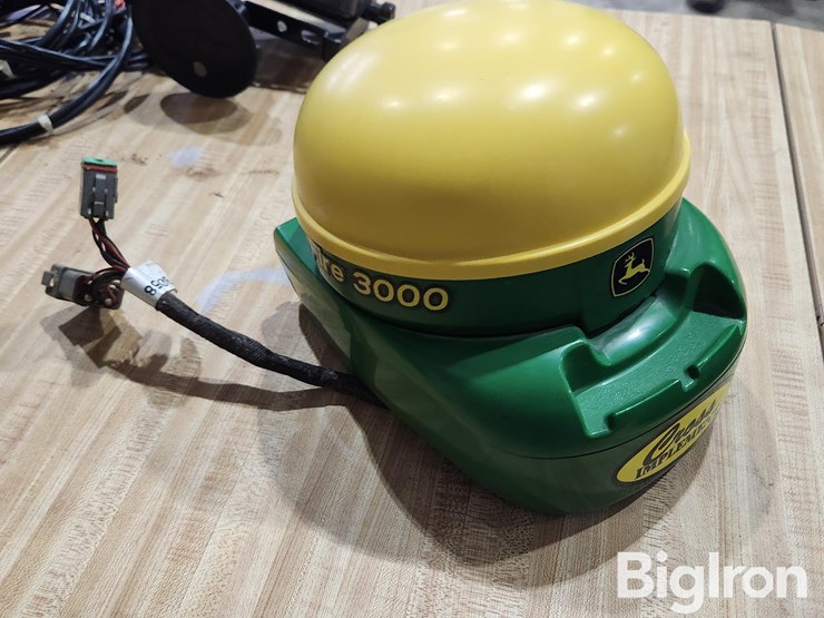 john-deere-starfire-3000-image-2