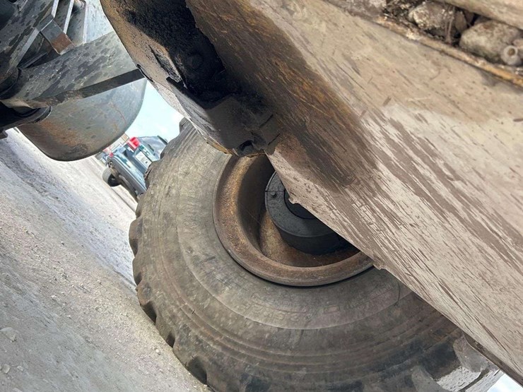 2007-deere-644j-image-21