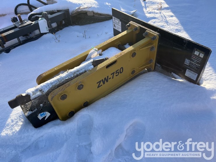 wolverine-cb-11-750f-image-1