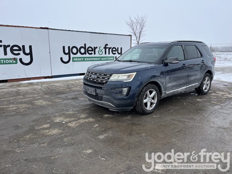 ford-explorer-xlt-image-2