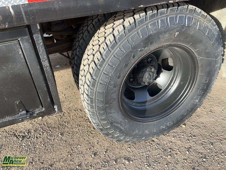 2012-dodge-3500-image-11