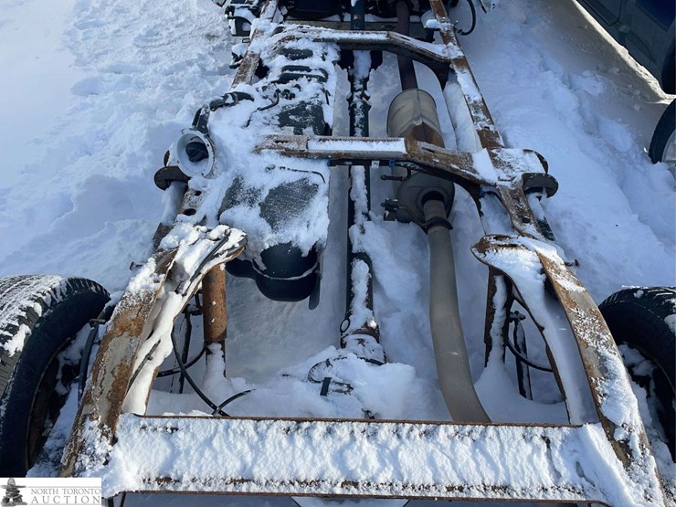 2018-chevrolet-express-dual-rear-wheel-cab-&-chassis-image-30