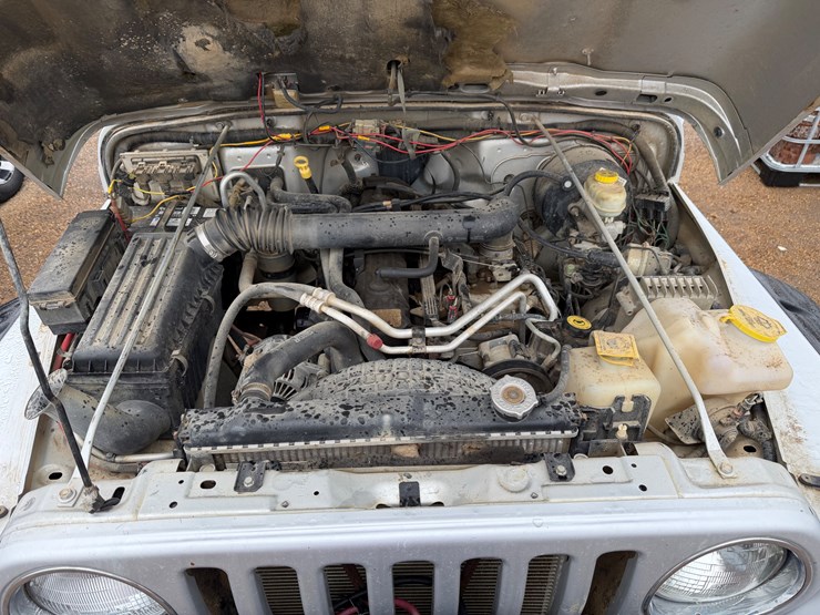 2004-jeep-wrangler-image-13