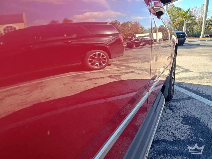 2015-gmc-yukon-denali-image-40