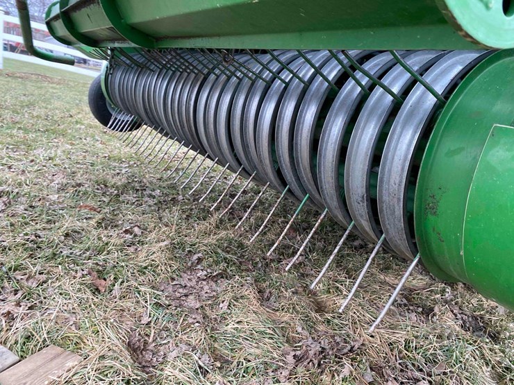 mchale-750-v6-round-baler,-image-7