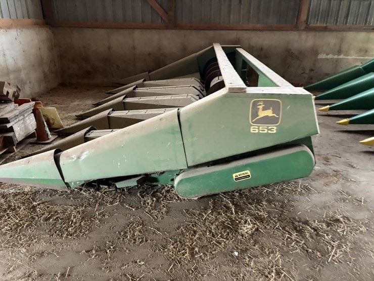 john-deere-653-image-3