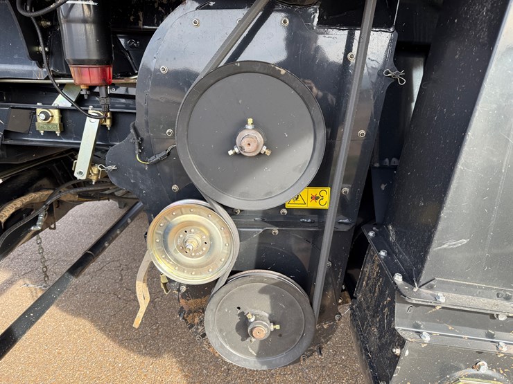 2015-case-ih-7240-image-17