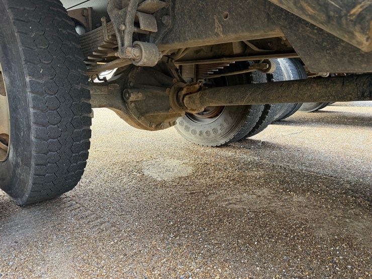 2018-international-durastar-4400-image-10