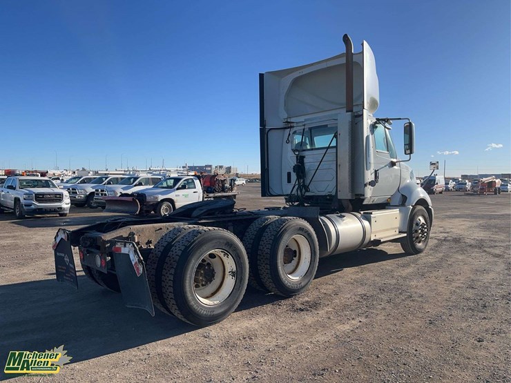 2017-international-prostar-image-4