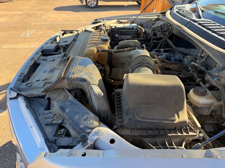 2018-ford-f150-lariat-image-16