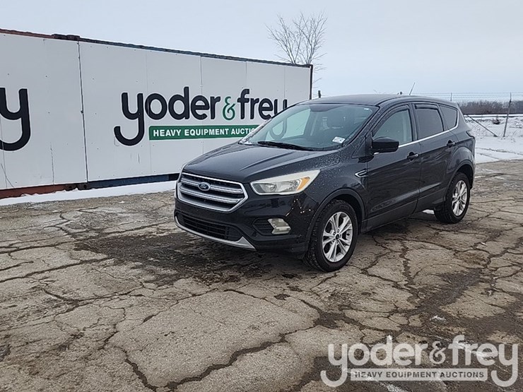 2017-ford-escape-image-2