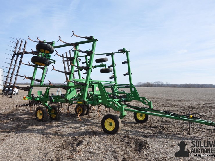 john-deere-2200-image-3