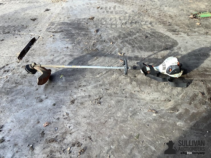 stihl-fs-56-rc-grass-trimmer-image-4