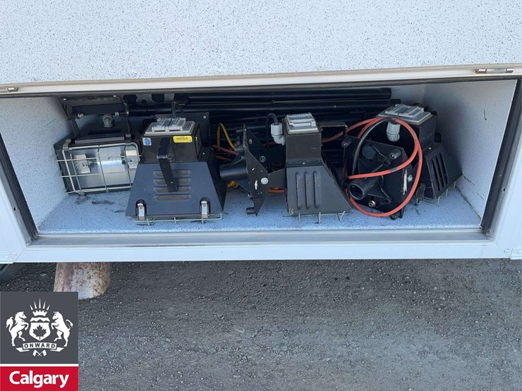 2009-ford-low-cab-forward-s/a-emergency-support-truck-image-35