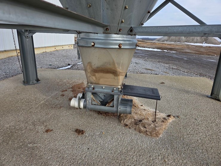 6-ton-hog-slat-feed-bin-image-5