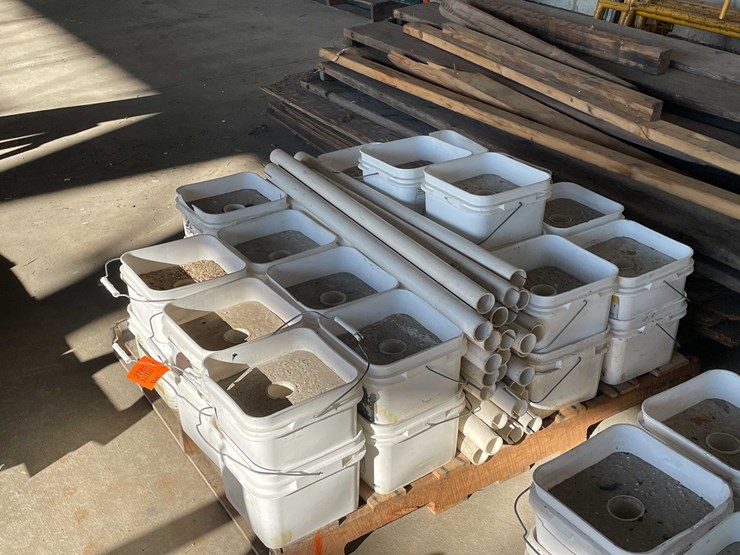 #2788-•-portable-safety-barrier-image-7