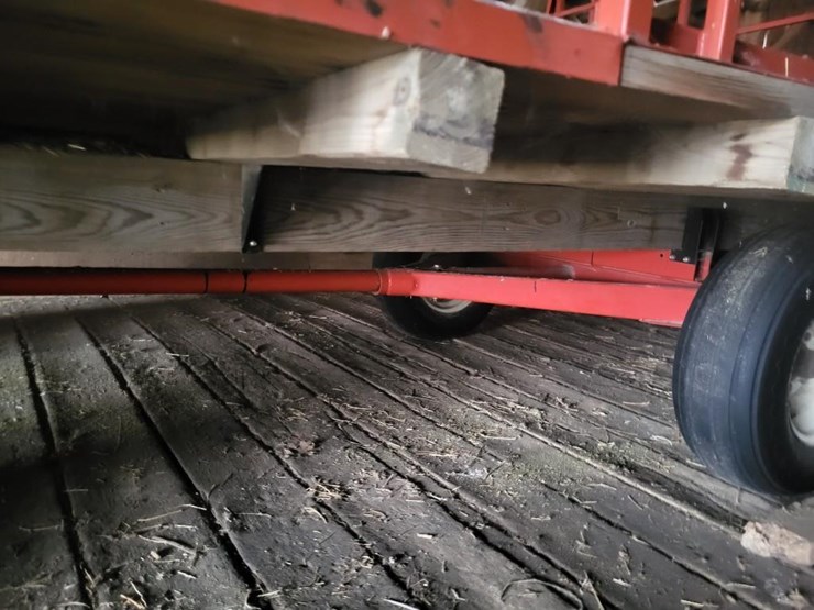 meyer-kicker-wagon-w/unverferth-rge10-running-gear---tag-#1113-image-16