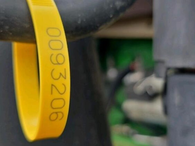 2007-john-deere-7330-image-38