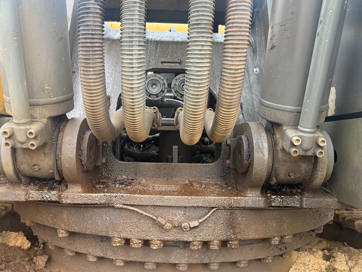 volvo-ec330-image-24