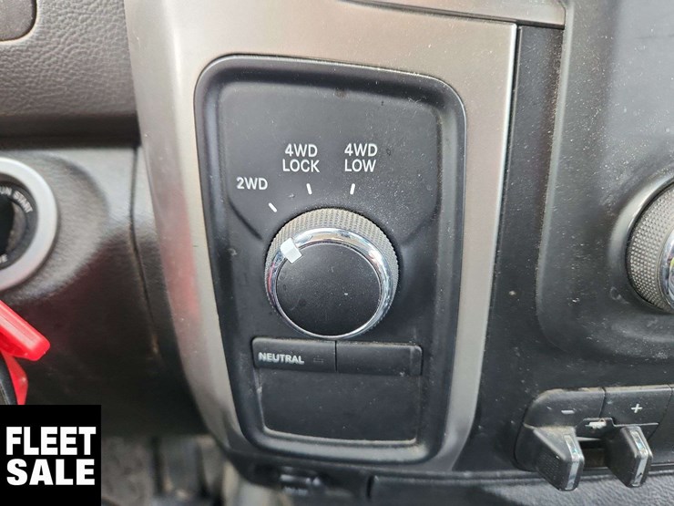 2018-dodge-2500-image-23