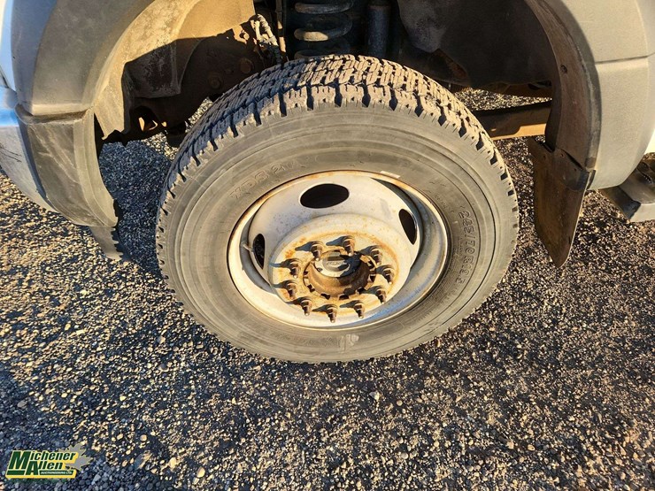 2018-ford-f550-image-9