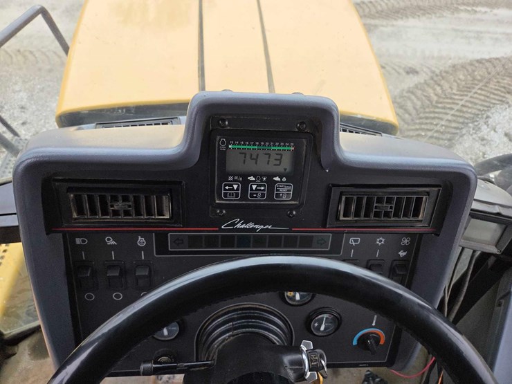 cat-75c-track-tractor-image-16