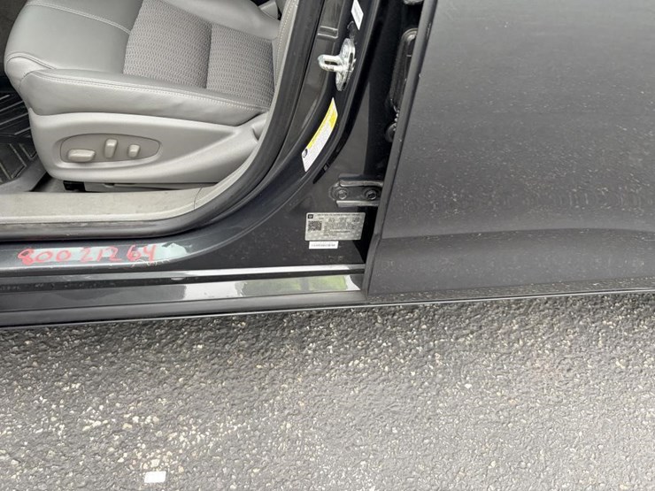 2019-chevrolet-impala-sedan-image-15