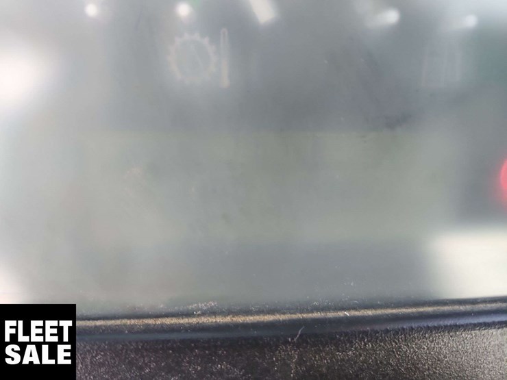 2015-deere-410l-image-16